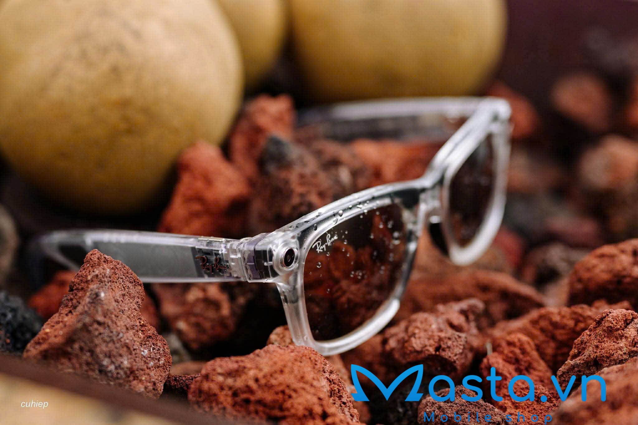 z7469010189986_47b71725ea5927bb4a1c0de227d62595